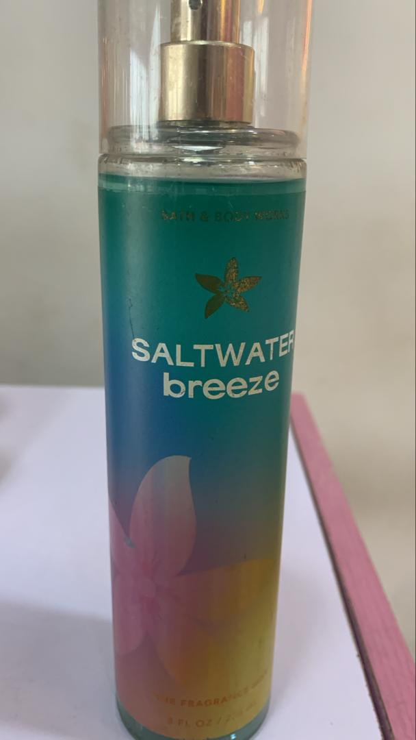 BATH&BODY WORKS SALTWATER BREEZE BODY MIST 236ML