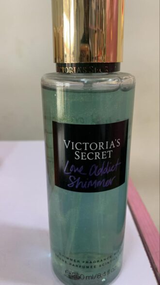 VICTORIA'S SECRET LOVE ADDICT SHIMMER BODY MIST 250ML
