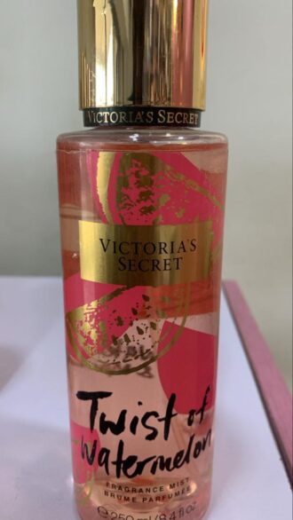 VICTORIA'S SECRET TWIST OF WATERMELON BODY MIST 250ML